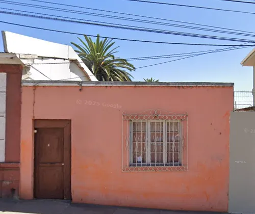 Casa en Carmona / Juan A. Ríos, Coquimbo