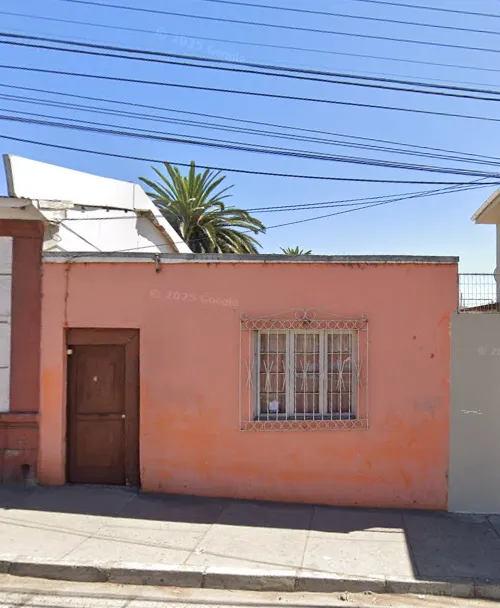 Casa en Carmona / Juan A. Ríos, Coquimbo